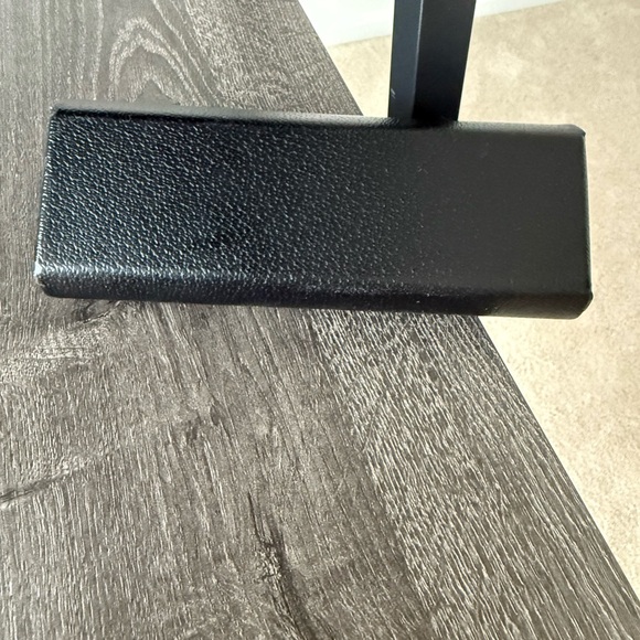 Burberry Black Hard Glasses Case with Unopened Lens Cloth - Picture 9 of 10